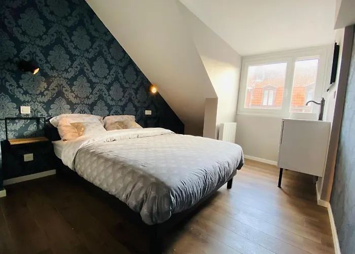 T2 Atypique Industriel Dunkirk